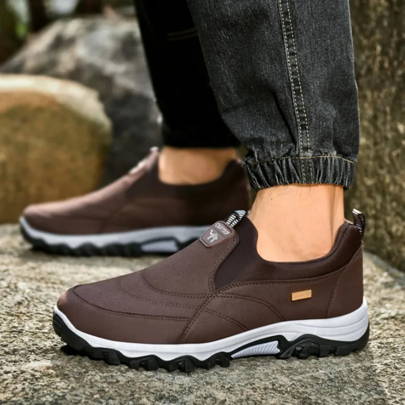 Ortopedická obuv ROOREN® Medical | Ergonomicky navržená pro úlevu od bolesti zad, nohou a kloubů.