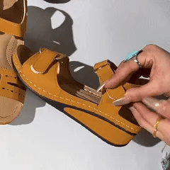 [🎁Dnes za poloviční cenu! Nenechte si to ujít!] Ergonomicky tvarované ortopedické sandály: chůze bez bolesti. 👞Zaručují větší pohodlí při chůzi.