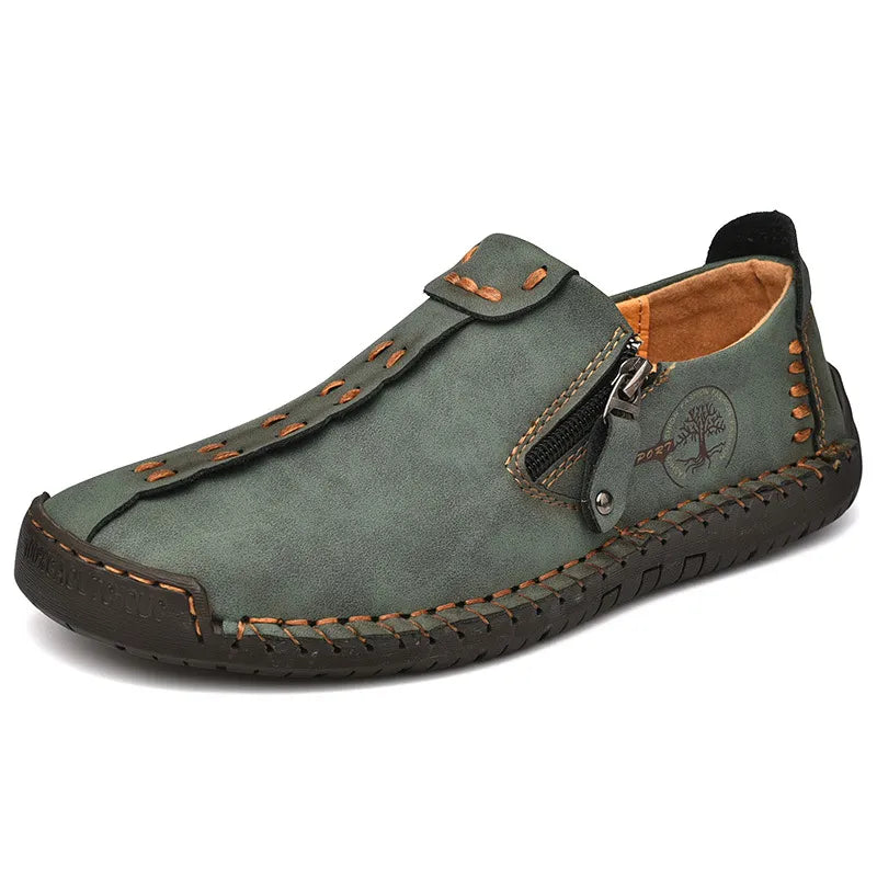 🐂 Pánské ručně šité ploché boty z telecí kůže 👞 Široká škála velikostí, snadné nazouvání a zouvání ✅ Lehké, pohodlné, voděodolné a protiskluzové