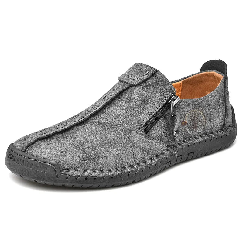 🐂 Pánské ručně šité ploché boty z telecí kůže 👞 Široká škála velikostí, snadné nazouvání a zouvání ✅ Lehké, pohodlné, voděodolné a protiskluzové